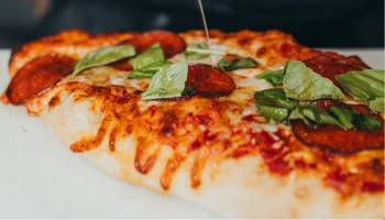 Funky Stretch Pizza